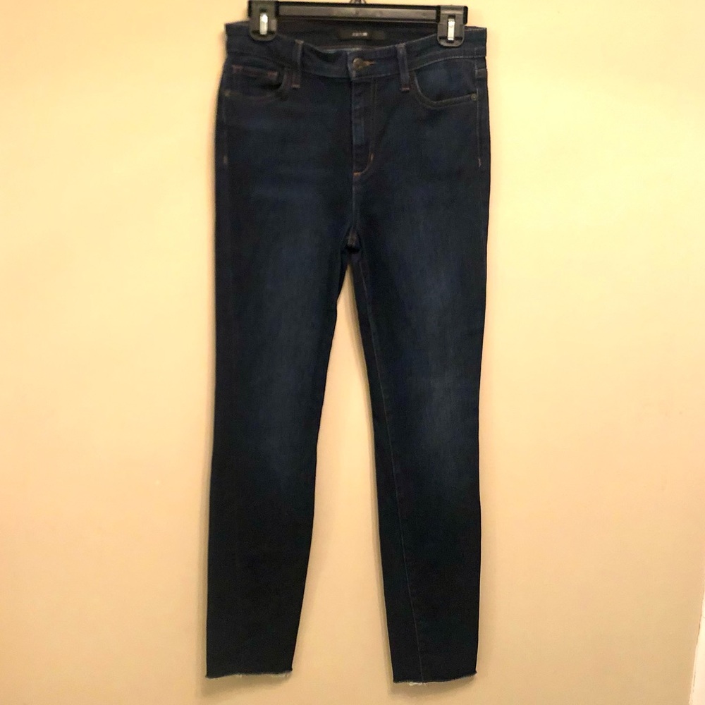 Joe’s Jeans raw hem ankle style Lorena sz 29 dark rinse
